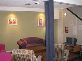 The Melbourne Connection Travellers Hostel Exteriér fotografie
